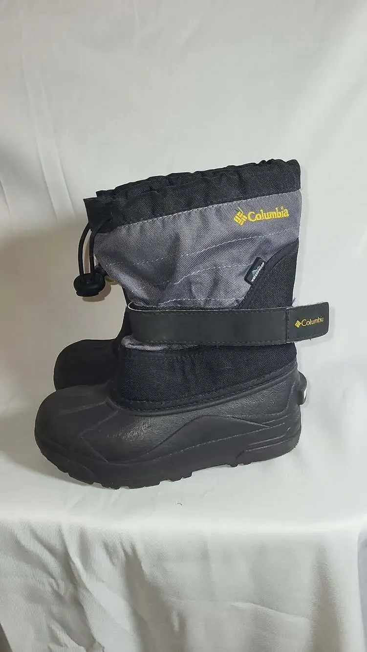 Columbia Kids Powderbug Plus II Waterproof Insulated Snow Boots Black Grey, size